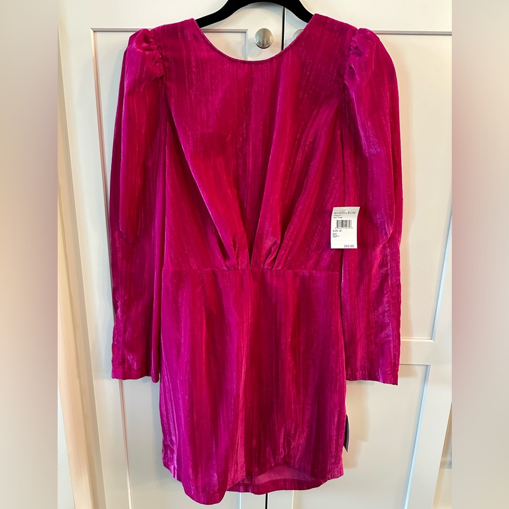 MEDIUM Women’s Saylor Tenley Pink Puff Long Sleeve Velvet Mini Dress NWT - Picture 4 of 14